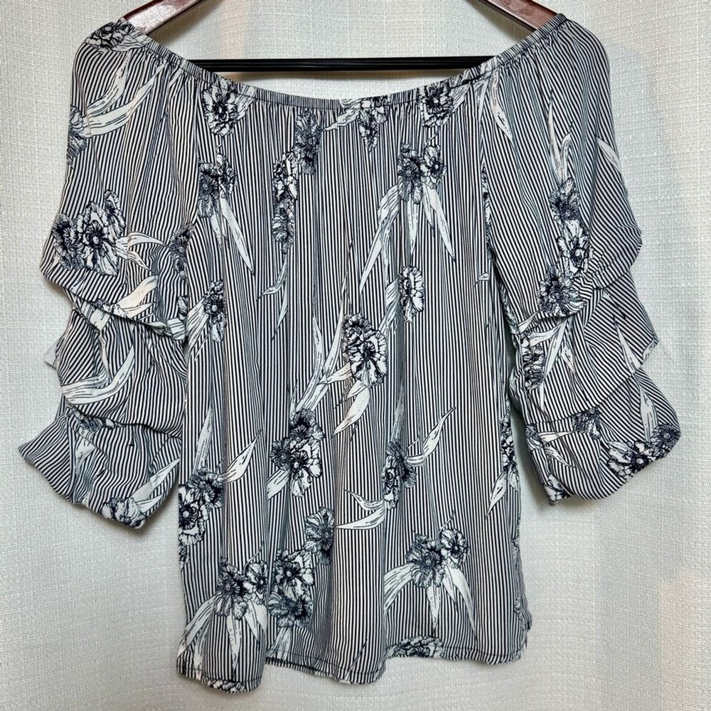 Crave Fame Off-Shoulder Striped Floral Top Ruffle Sleeve Boho Coastal Size Small